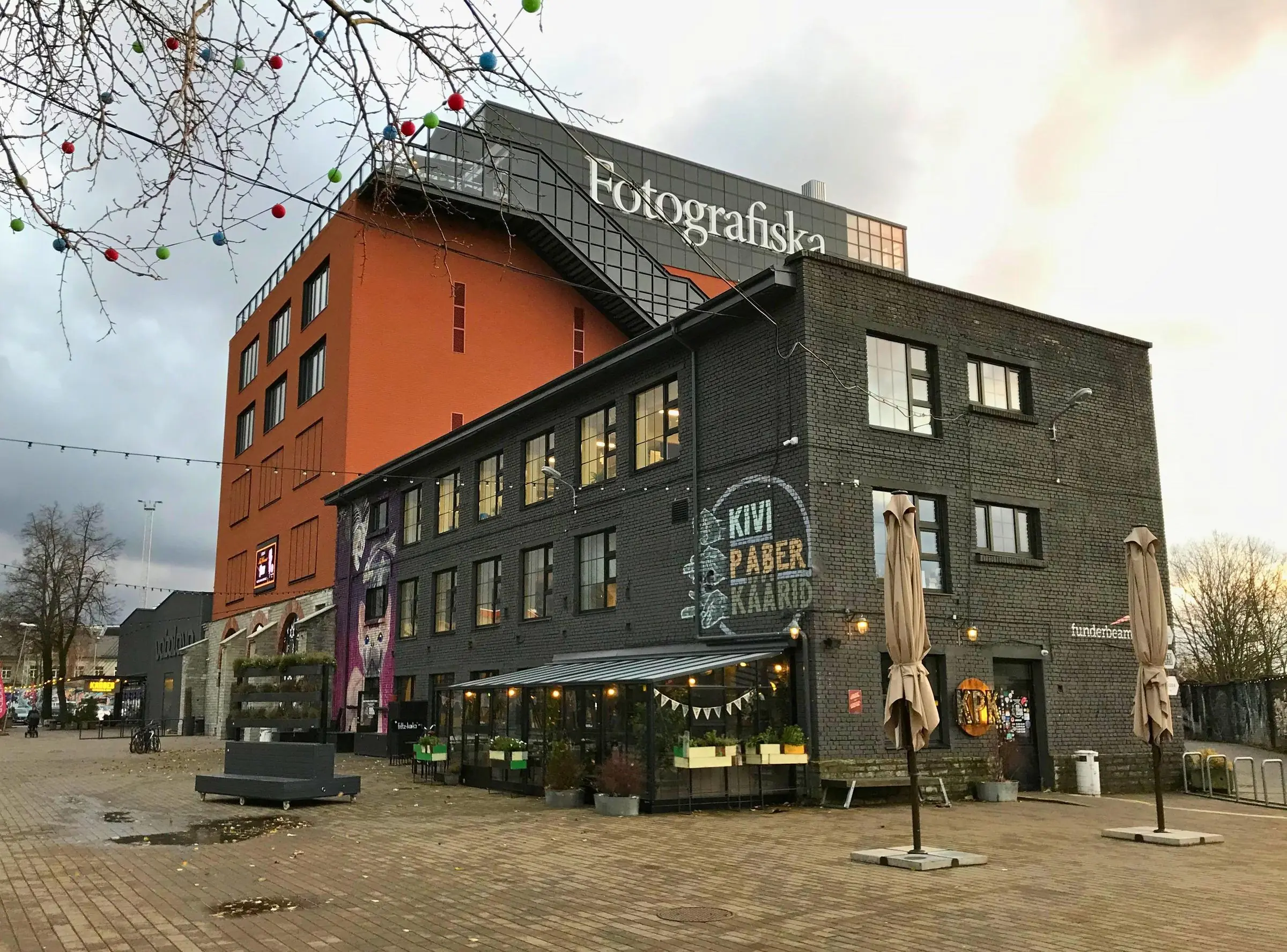 Fotografiska Tallinn Exterior The red brick exterior of Fotografiska Tallinn in Telliskivi Creative City